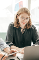 Međupredmetno povezivanje: povezivanje oglašivačkih kampanja i društvenih medija