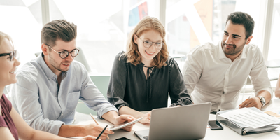 Međupredmetno povezivanje: povezivanje oglašivačkih kampanja i društvenih medija